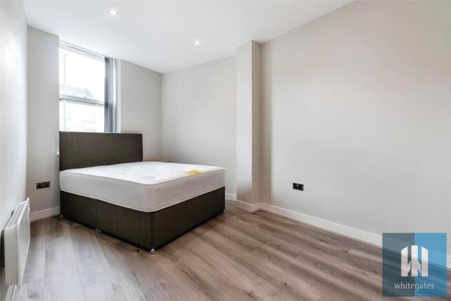 2 bed Apartment to rent Image 5