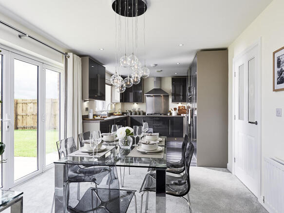 Light and spacious kitchen/dining area