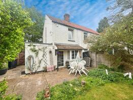 2, West Bank, Saxilby, Lincoln LN1 2LU