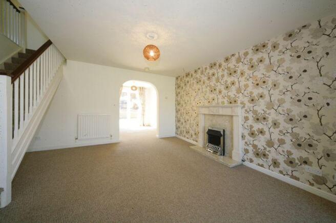sitting room to...
