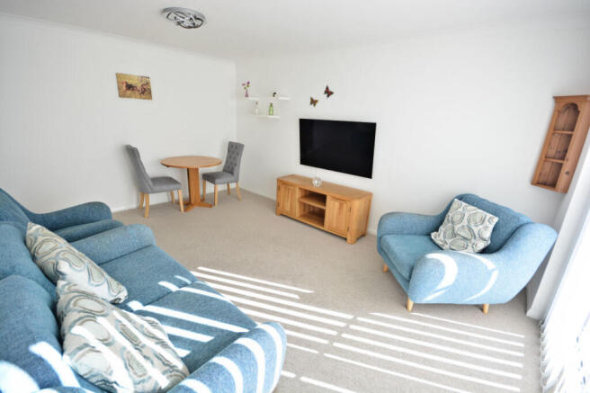 Berwyn Court, Dunyeats Road, Broadstone, Dorset, BH18 photo 4