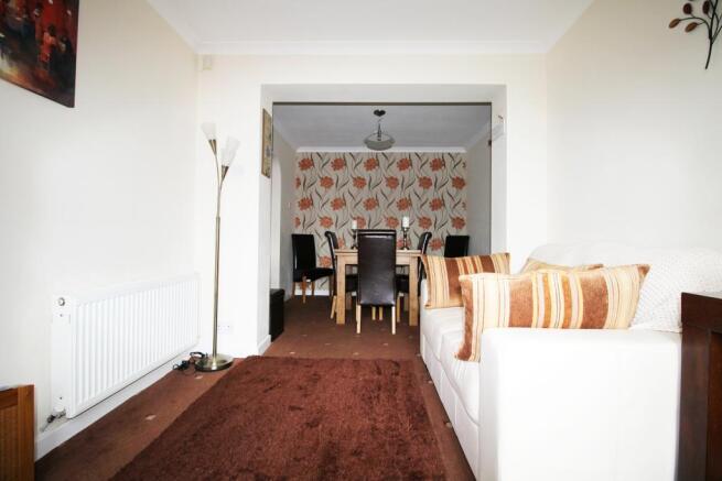 FURTHER RECEPTION ROOM
