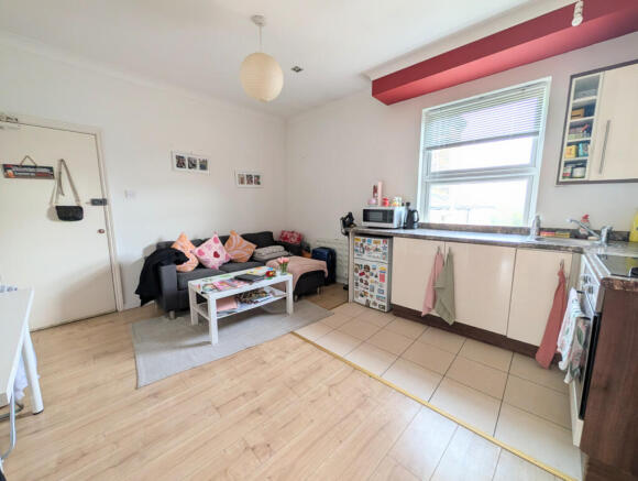 1 Bed Flat