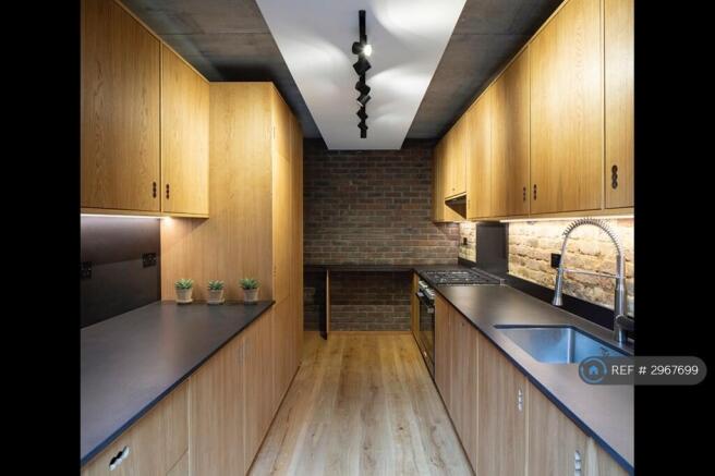 Kitchen - 7m Galley