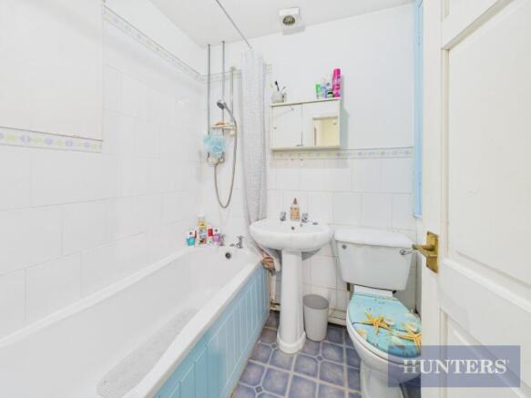2 bed Terraced for sale Image 10