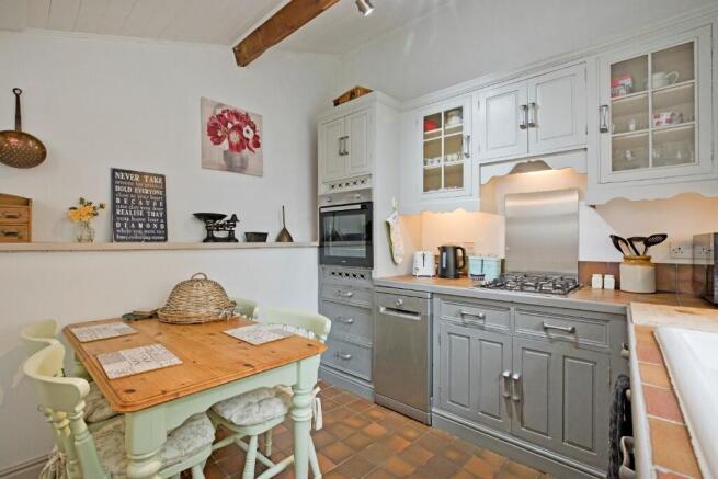 2 bed Terraced for sale Image 9