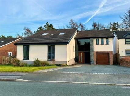 Lymewood Drive, Disley, Stockport