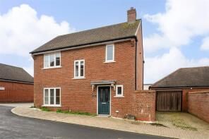 10, Ashmead Arcade, Waterlooville PO7 3AU