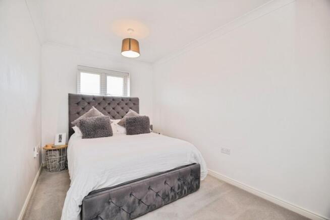 3 bed Semi-Detached for sale Image 11