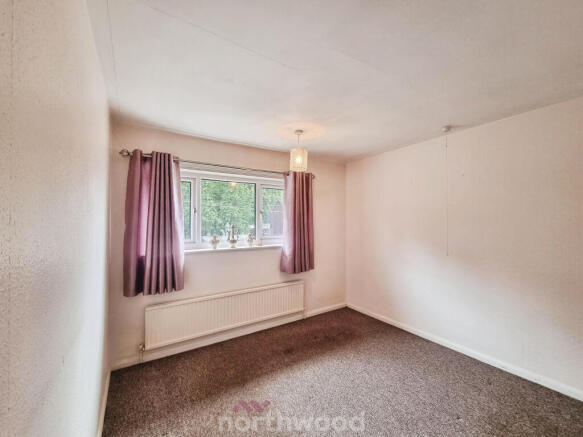 3 bed Semi-Detached for sale Image 8