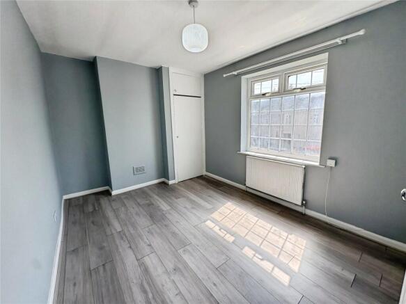 3 bed End of Terrace to rent Image 12