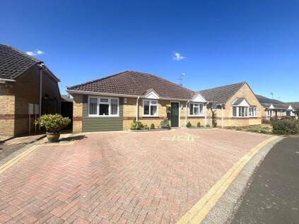 Linden Drive, Chatteris, Cambs., PE16 6DZ