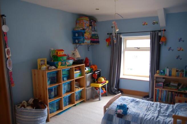 Photo 6