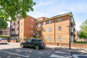 18, 35 Vernon Court, Gordon Road, London W5 2AS
