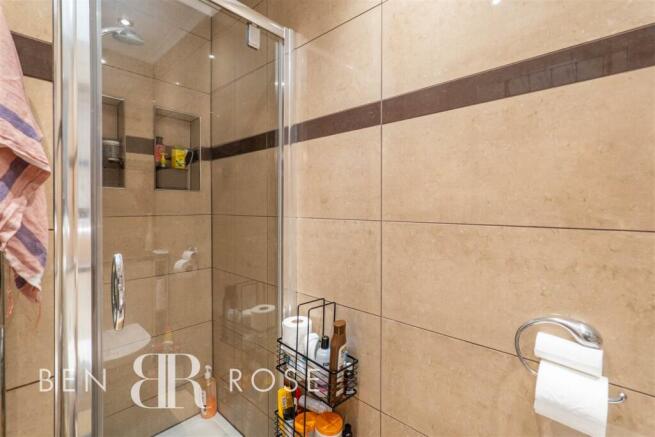 Master Ensuite