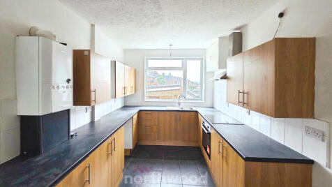 Sheffield Road, Warmsworth, Doncaster, DN4