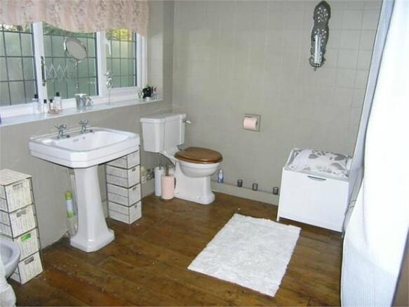 Photo 8