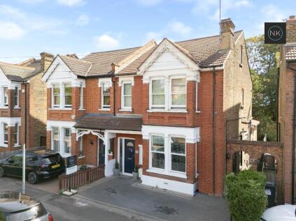 Eastwood Road, South Woodford, London, E18