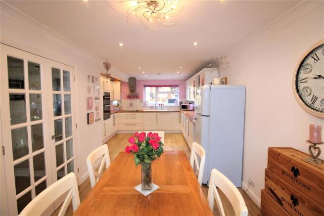 Kitchen/Dining Room