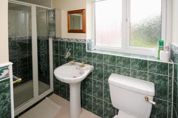 3 Piece En Suite