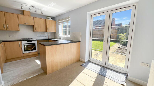 Kitchen/dining ro...