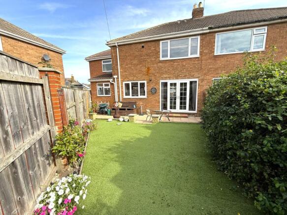 Priory Close, Guisborough, TS14 photo 4