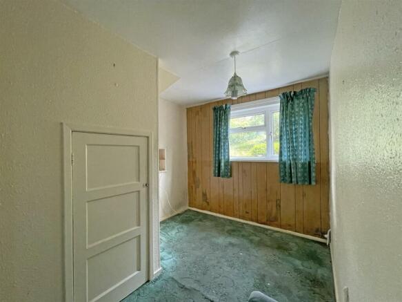 Berwick Avenue - Dining Area.jpg