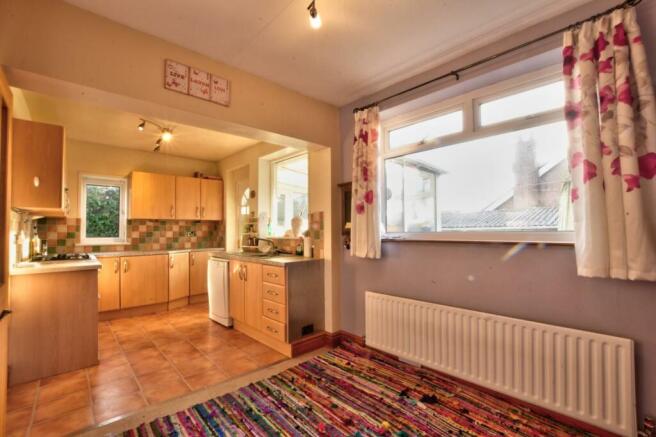 kitchen1.jpg