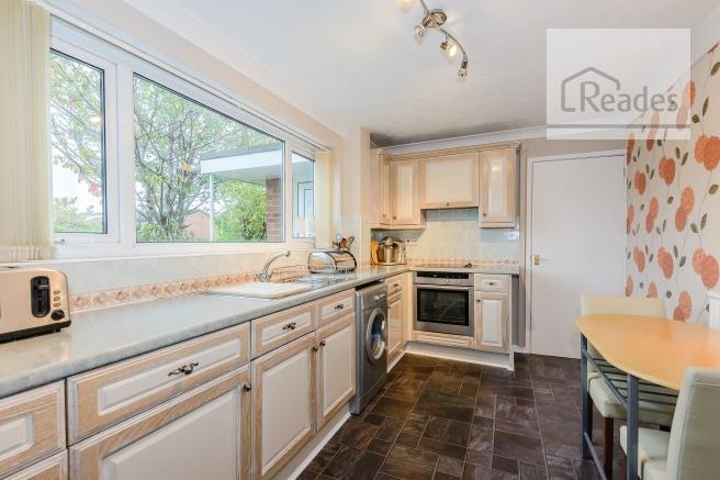 Kitchen/bfast rm