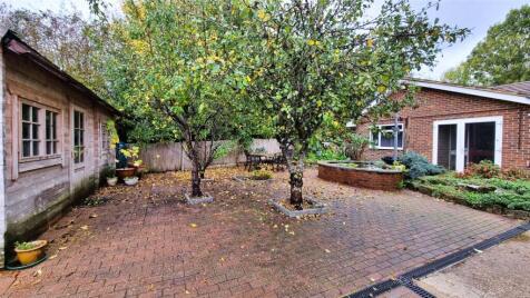 Off Reigate Road, (Kennel Lane), Hookwood, RH6