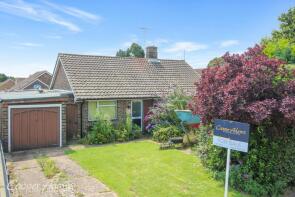 10, Greenacres Ring, Angmering BN16 4BU