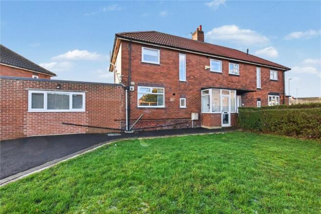 4-bed semi-detached on Greenwood Road, Tingley, Wakefield, West Yorkshire, £255,000