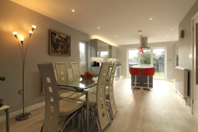 Open Plan Kitchen/ Dining