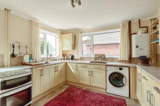 1333678-4-689397ec52fbf