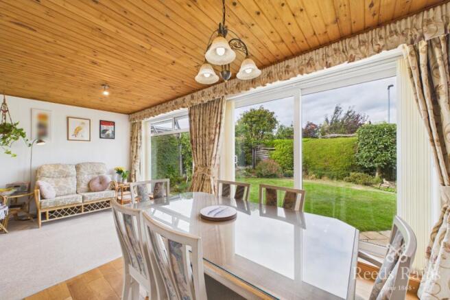 3 bed Bungalow for sale Image 8