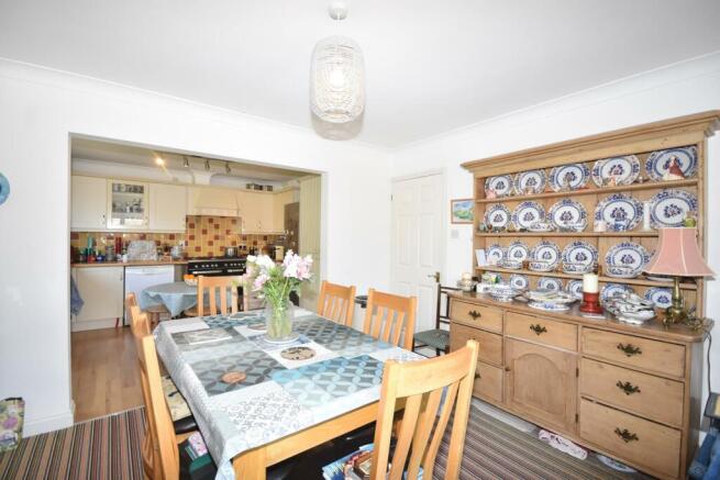 Kitchen Dining Room.JPG