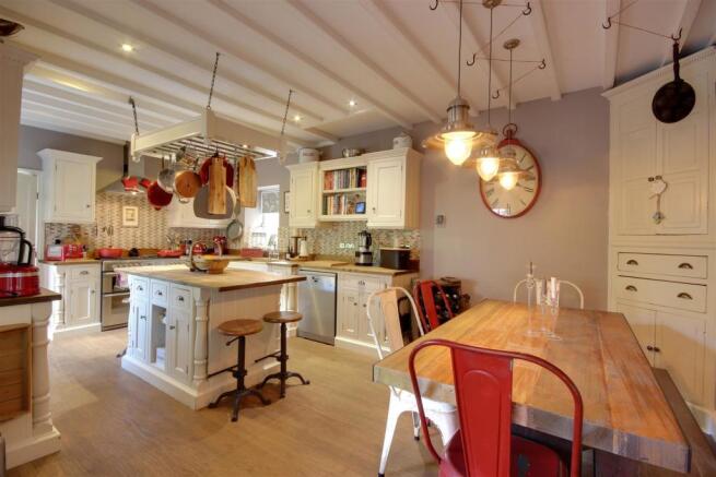 Dining Kitchen