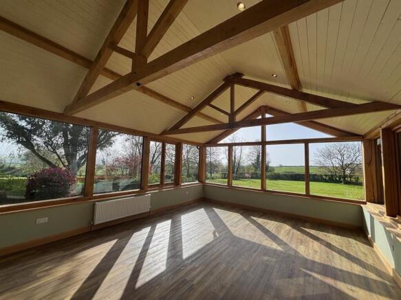 garden room.jpg