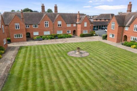Avonbank Paddocks, Southern Lane, Stratford-Upon-Avon