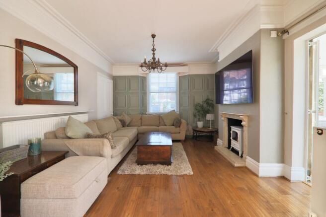 3 bed Detached for sale Image 6