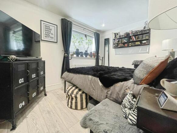 3 bed Semi-Detached for sale Image 11
