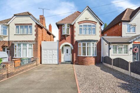 Delves Crescent, Walsall, West Midlands, WS5