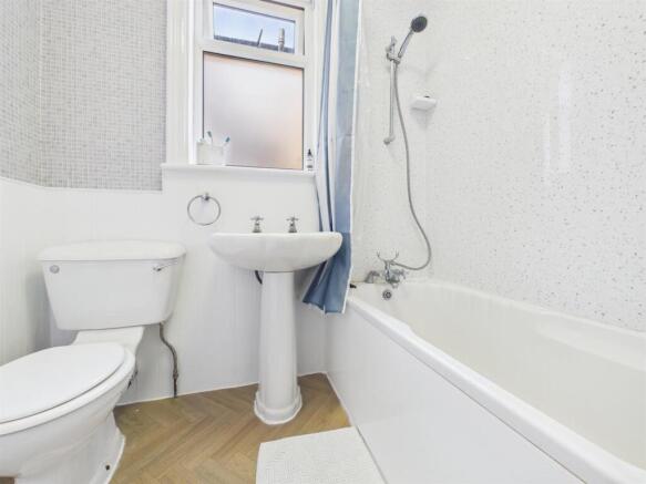 6 bed Terraced for sale Image 7