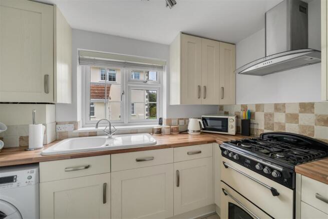 Northbrook Road, Swanage photo 4