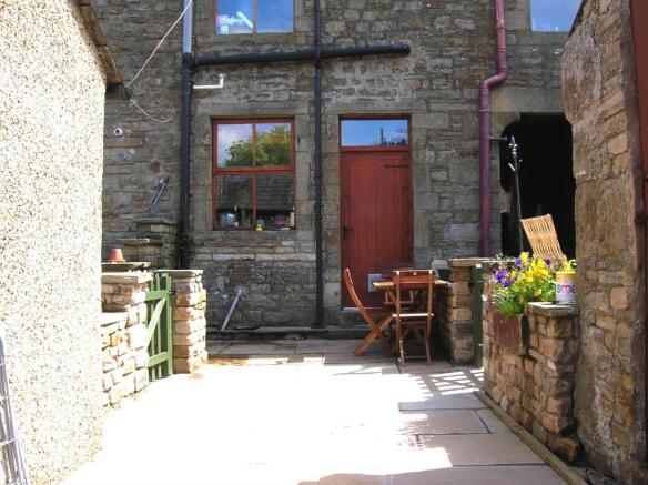 Rear Patio Garden 