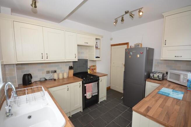 Fitted Kitchen
