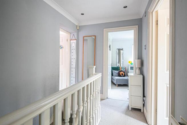3 bed Detached for sale Image 11