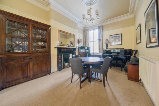 5 bed Terraced for sale Image 5