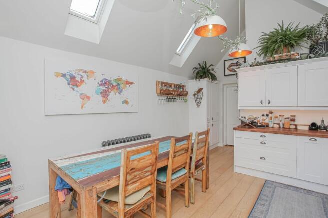 Kitchen/Dining