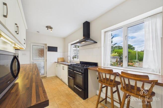 3 bed Detached for sale Image 7